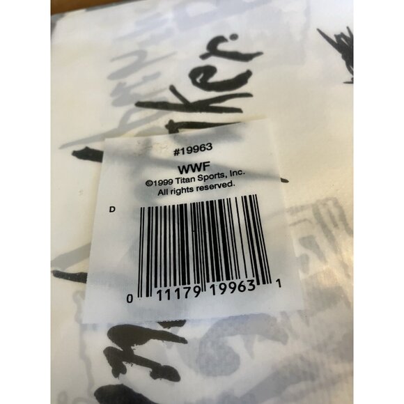 Vintage WWF Plastic Table cover Tablecloth Undertaker Steve Austin The Rock - Picture 12 of 13